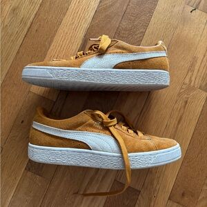 PUMA Suede Classic+ Sneakers | Men’s US 7 | Inca Gold White